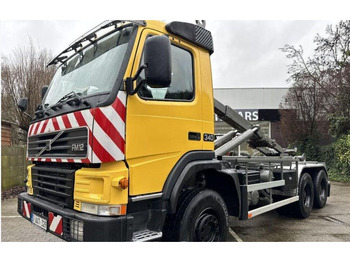 Hook lift VOLVO FM12