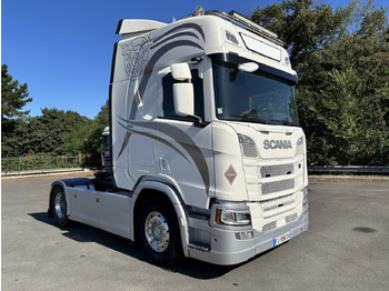 Tractor head SCANIA R 450