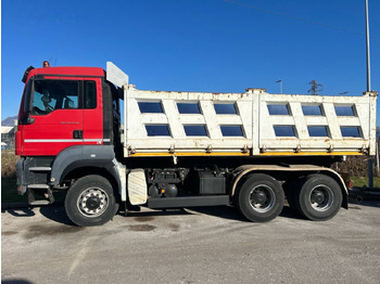 Truk jungkit MAN TGA