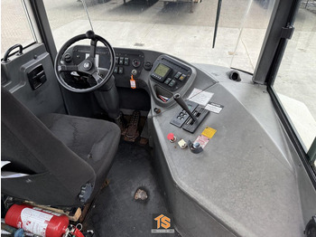 Traktor terminal Kalmar T2 TERMINAL TRUCK - 11423 HOURS - TOP!: gambar 5 Traktor terminal Kalmar T2 TERMINAL TRUCK - 11423 HOURS - TOP!: gambar 5