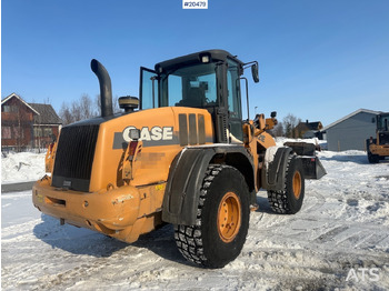 Wheel loader CASE