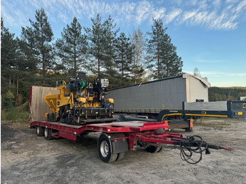 Paver aspal CATERPILLAR AP300