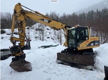 Ekskavator roda CATERPILLAR M313C