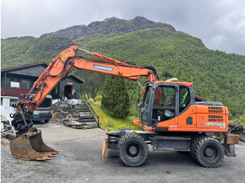 Ekskavator DOOSAN DX140W-3