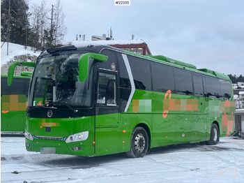 Bus pariwisata