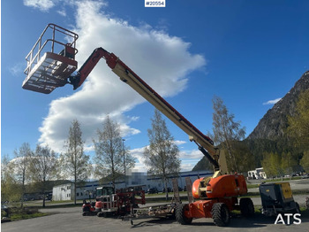 Boom teleskopik JLG