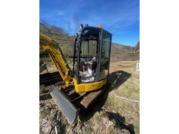 Ekskavator mini Komatsu PC24 MR-5 gravemaskin m/ pusseskuffe, rototilt, smalskuffe, graveskuffe og klype: gambar 4