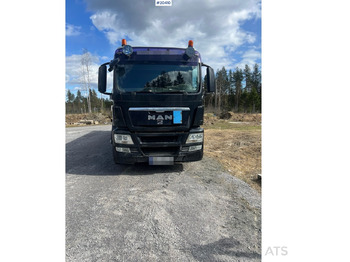 Truk derek MAN TGS 26.440