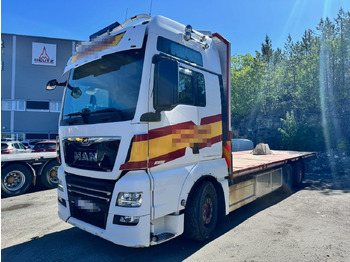 Truk flatbed MAN TGX