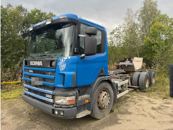 Truk sasis SCANIA 114