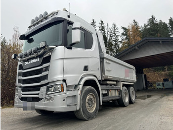 Truk jungkit Scania R580 6x4 Brøyterigget Tippbil: gambar 3
