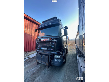 Truk jungkit SCANIA R 580