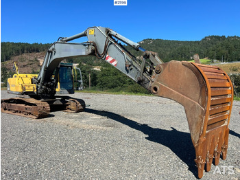 Ekskavator perayap VOLVO EC240