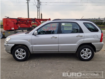 Mobil SUV 2005 Kia Sportage: gambar 2