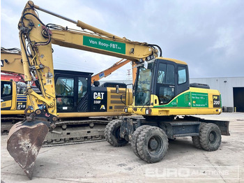 Ekskavator roda KOMATSU