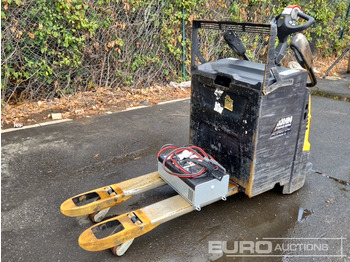 Forklift YALE