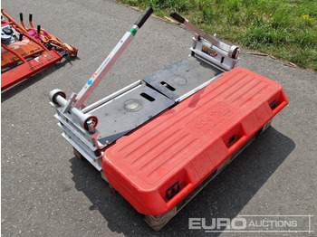 Membangun inventaris Tile Cutters (3 of): gambar 2