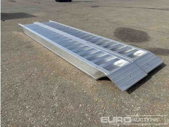 Membangun inventaris Aluminium Ramp (2 of) (250cm Length, 6Ton Capacity): gambar 4