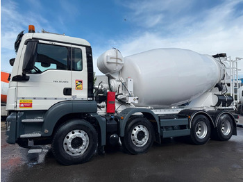 Truk pengaduk beton MAN TGS 32.420