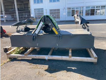 Mesin pemotong padang rumput FENDT