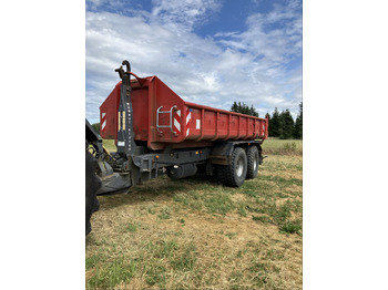 Trailer