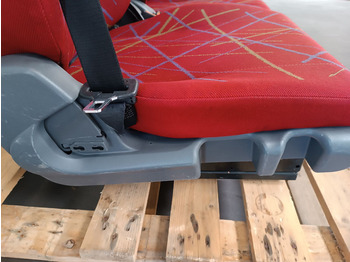 Tempat duduk IVECO EuroTrakker