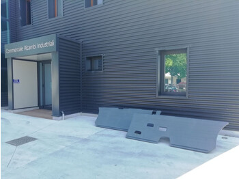 Aerodinamika/ Spoiler untuk Truk baru Iveco TURBOSTAR 190 - 190.48: gambar 3 Aerodinamika/ Spoiler untuk Truk baru Iveco TURBOSTAR 190 - 190.48: gambar 3