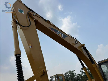 Ekskavator perayap CAT 325CL: gambar 4