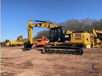 Ekskavator CATERPILLAR 325D