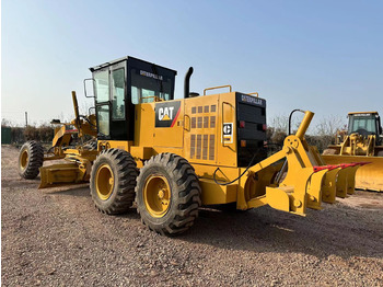 Grader CATERPILLAR 120H: gambar 5