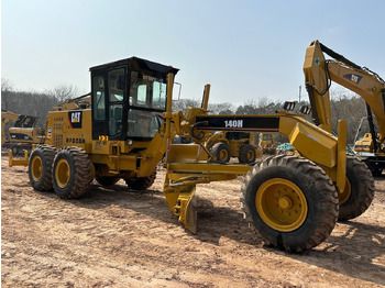 Grader CATERPILLAR 140H: gambar 2 Grader CATERPILLAR 140H: gambar 2