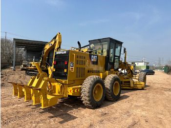 Grader CATERPILLAR 140H: gambar 3 Grader CATERPILLAR 140H: gambar 3