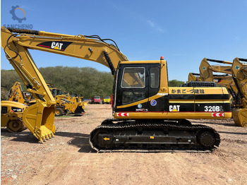 Ekskavator perayap CATERPILLAR 320BL