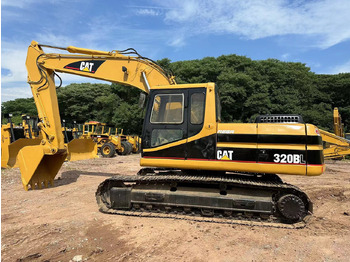Ekskavator CATERPILLAR 320BL