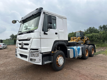 Tractor head SINOTRUK Howo tractor unit 420hp: gambar 3