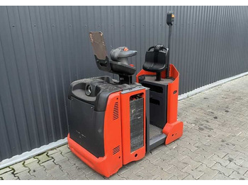 Traktor derek LINDE P30