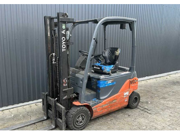 Forklift listrik TOYOTA
