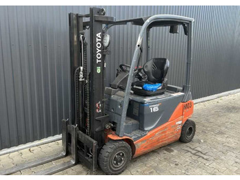 Forklift listrik TOYOTA