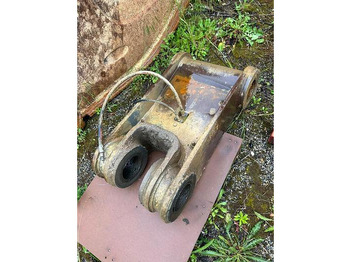 Skrup cepat LIEBHERR