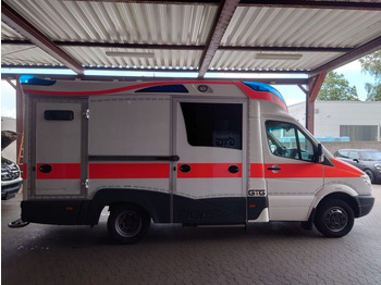 Ambulans Mercedes-Benz RTW Tigis: gambar 3