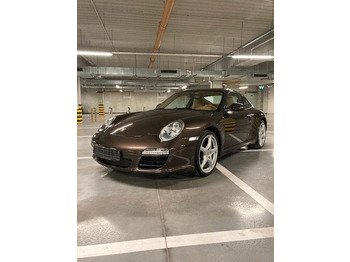 Mobil PORSCHE