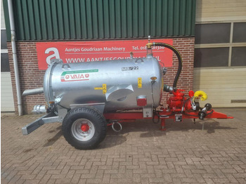 Penyebar kotoran VAIA