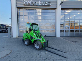 Wheel loader Avant Tecno 530 / nur 126h! /  Inkl. Anbaugeräte! / 2018: gambar 3