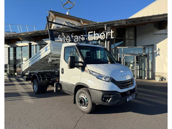 Van jungkit IVECO Daily 70c18