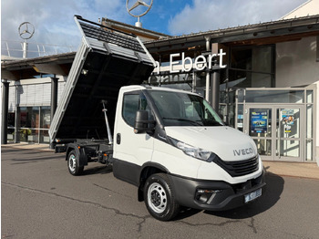 Van jungkit IVECO Daily 35s16