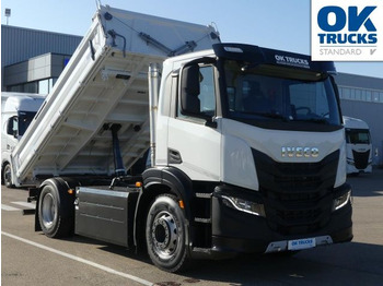 Truk jungkit IVECO S-WAY