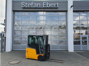 Forklift listrik JUNGHEINRICH EFG