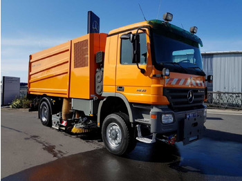 Leasing  Mercedes-Benz Actros 2032 A 4x4 Bucher STKF 9500 Airport Mercedes-Benz Actros 2032 A 4x4 Bucher STKF 9500 Airport: gambar 4