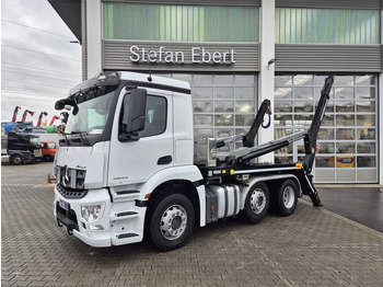 Truk skip loader MERCEDES-BENZ Arocs