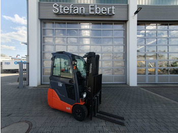 Forklift listrik TOYOTA